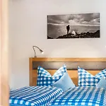Haus Verena Apartamento