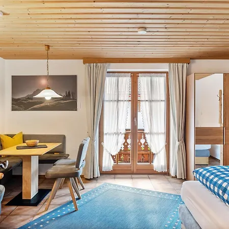 Apartment Haus Verena *